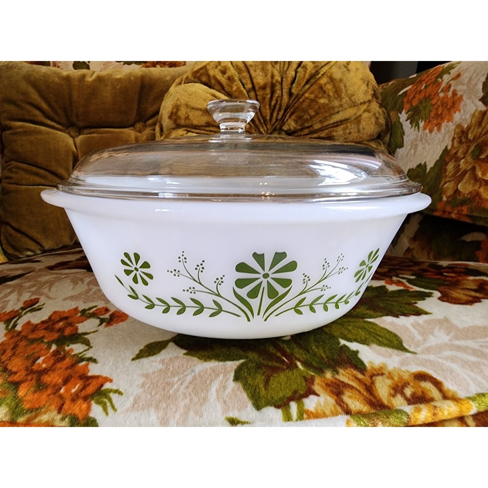 Vintage Glasbake J514 Green Daisy 2 Qt Casserole Dish With Lid Milk Glass Retro